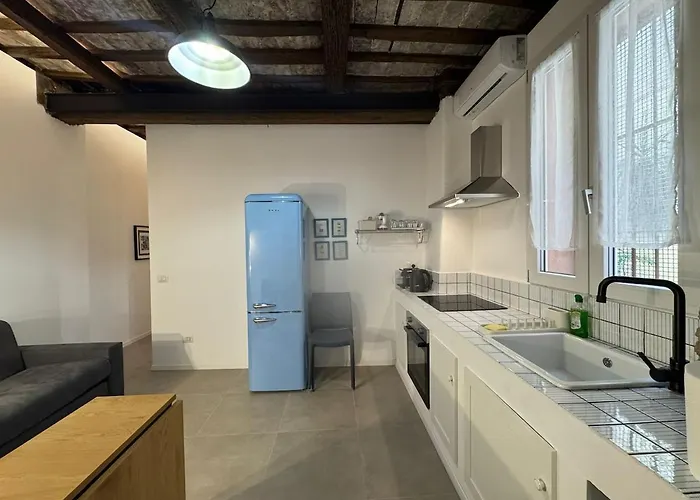Cozy Corner In Magical Trastevere Апартаменты