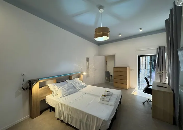 Апартаменты Cozy Corner In Magical Trastevere *