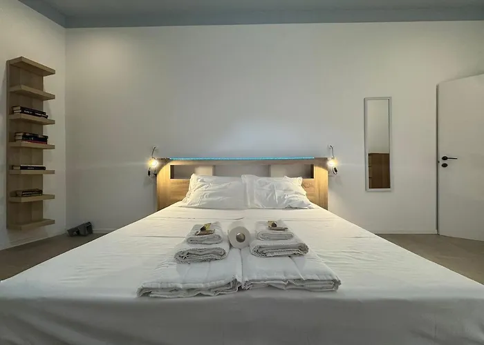 Апартаменты Cozy Corner In Magical Trastevere Рим