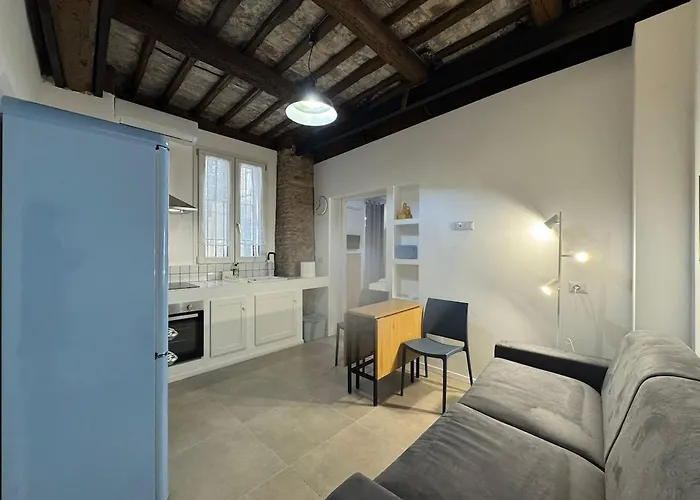 Апартаменты Cozy Corner In Magical Trastevere Рим