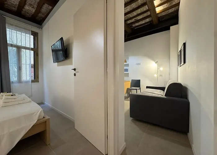 Cozy Corner In Magical Trastevere Апартаменты